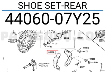 Nissan 4406007Y25 SHOE SET-REAR