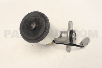 4720110210 BRAKE MASTER CYLINDER