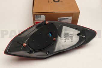 44019A4RAE COMBINATION LAMP R/RHT-C(W205)