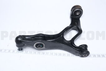 181746 CONTROL ARM FRT RHT-CAYENNE