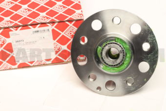 36073 WHEEL HUB,FRONT-C(W204)