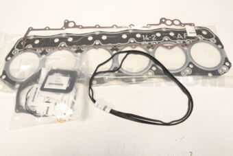 ME994795 GASKET KIT,ENG OVERH