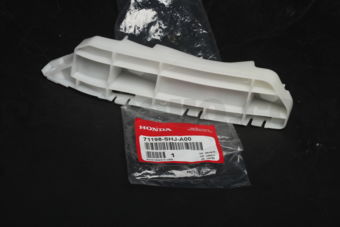 71198SHJA00 SPACER L,FR BPR S