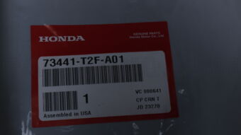 73441T2FA01 SEAL,R RR DOOR QT