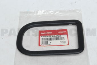 82244SZAA01ZB BEZEL,REC*NH167L*