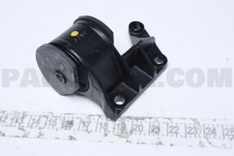 0K2FX39070 RUBBER-T/M MTG