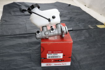 0K55A43400A CYL.ASSY-TANDEM MASTER