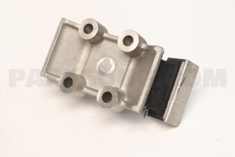 21832B1300 INSULATOR-T/M MTG