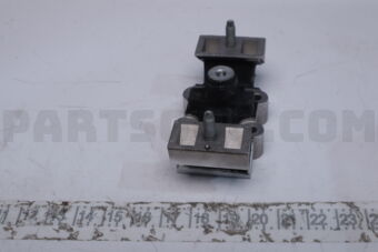 21832D2300 INSULATOR-T/M