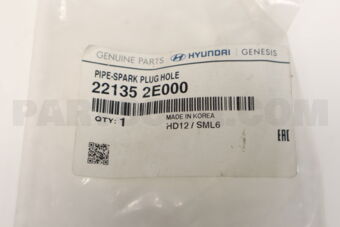 221352E000 Hyundai / KIA PIPE-SPARK PLUG HOLE