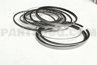 230404A940 ==W== RING SET-PISTON