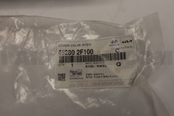 452802F100 COVER-VALVE BODY