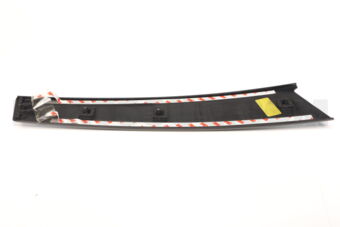 82260J5000 GARNISH ASSY-DR FRAME RH