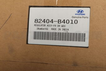 82404B4010 REGULATOR ASSY-FR DR WDO RH