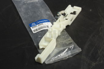 826652E000 BASE ASSY-FR DR O/S HANDLE RH