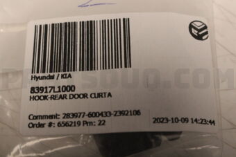 83917L1000 HOOK-REAR DOOR CURTA