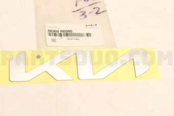 86305R0500 EMBLEM-KIA