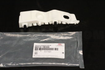 865141M300 BRACKET-FR BUMPER SIDE RH
