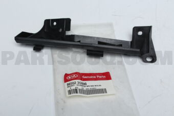 865522G000 BRACKET-FR BUMPER UP