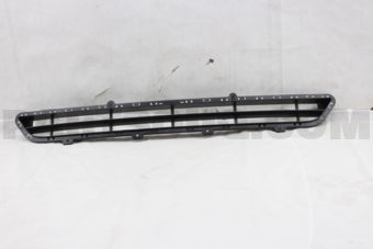 865612W000 GRILLE-FR BUMPER