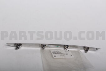 865643T000 CR PIECE 1-GRILLE,RH