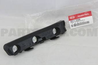 866131W200 BRKT ASSY-RR BUMPER