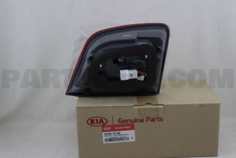 924062P100 LAMP ASSY-RR COMB RH
