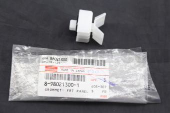 8980213001 GROMMET; FRT PA