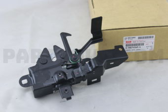 8980745634 Lock; Eng Hood