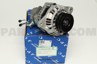 MD135825 ALTERNATER  4D56