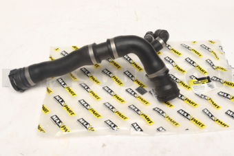 210501820033 RADIATOR HOSE E60/E61/5 SRS