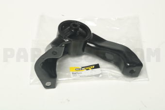 MN101572 ENGINE MOUNTING REAR