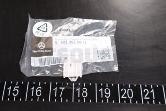A0029910971 FASTENING CLIP