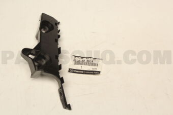 B63B500U1A RETAINER (L) FRT BUM