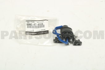 BBM2676S0A SWITCH,REQUEST-LIFTGATE