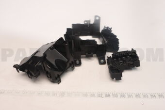 BCKA66760 BLOCK,MAIN FUSE
