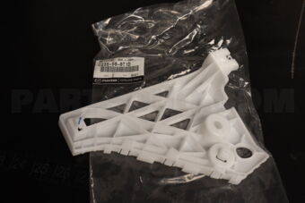 C235500T1D Mazda RETAINER NO.1,BUMPER