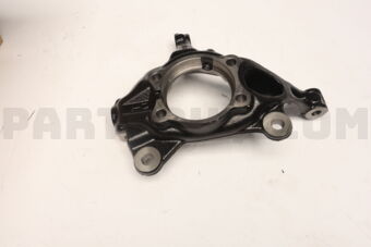 D10E33021 Mazda KNUCKLE(R),STEERING