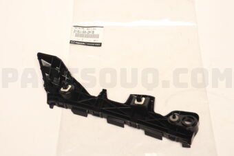 D10J502H1B RETAINER(R),REAR BUM