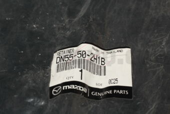 DN55502H1B RETAINER(R),REAR BUMPER