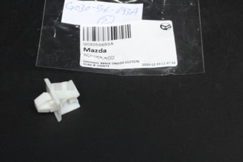 G03056693A HOLDER,ROD