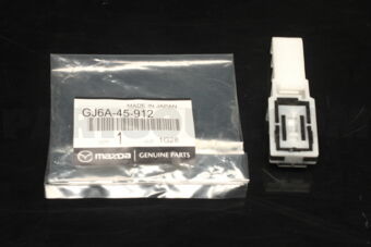 GJ6A45912 HOLDER,PIPE