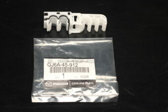 GJ6A45912 HOLDER,PIPE