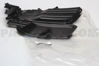 GS1D50C11A COVER(R),HOLE-LAMP