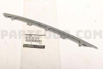 GS1E50C13 COVER(R),LAMP