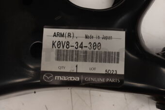 K0V834300 ARM RT, LOWER