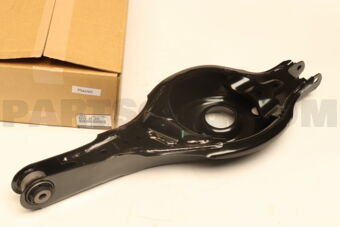 KD3528300 ARM,LOWER-REAR