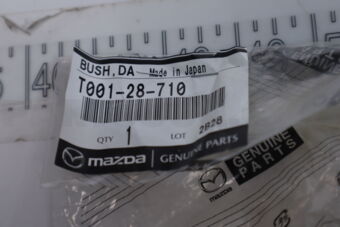 T00128710 Mazda BUSH,DAMPER