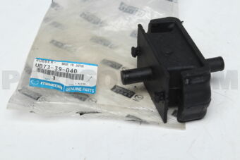 UB7339040 RUBBER,ENGINE MT