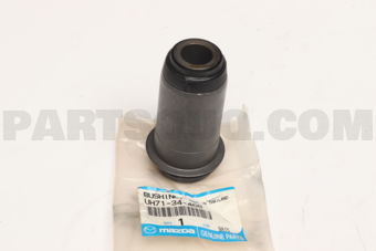 UH7134460 BUSHING,RUBBER-RR